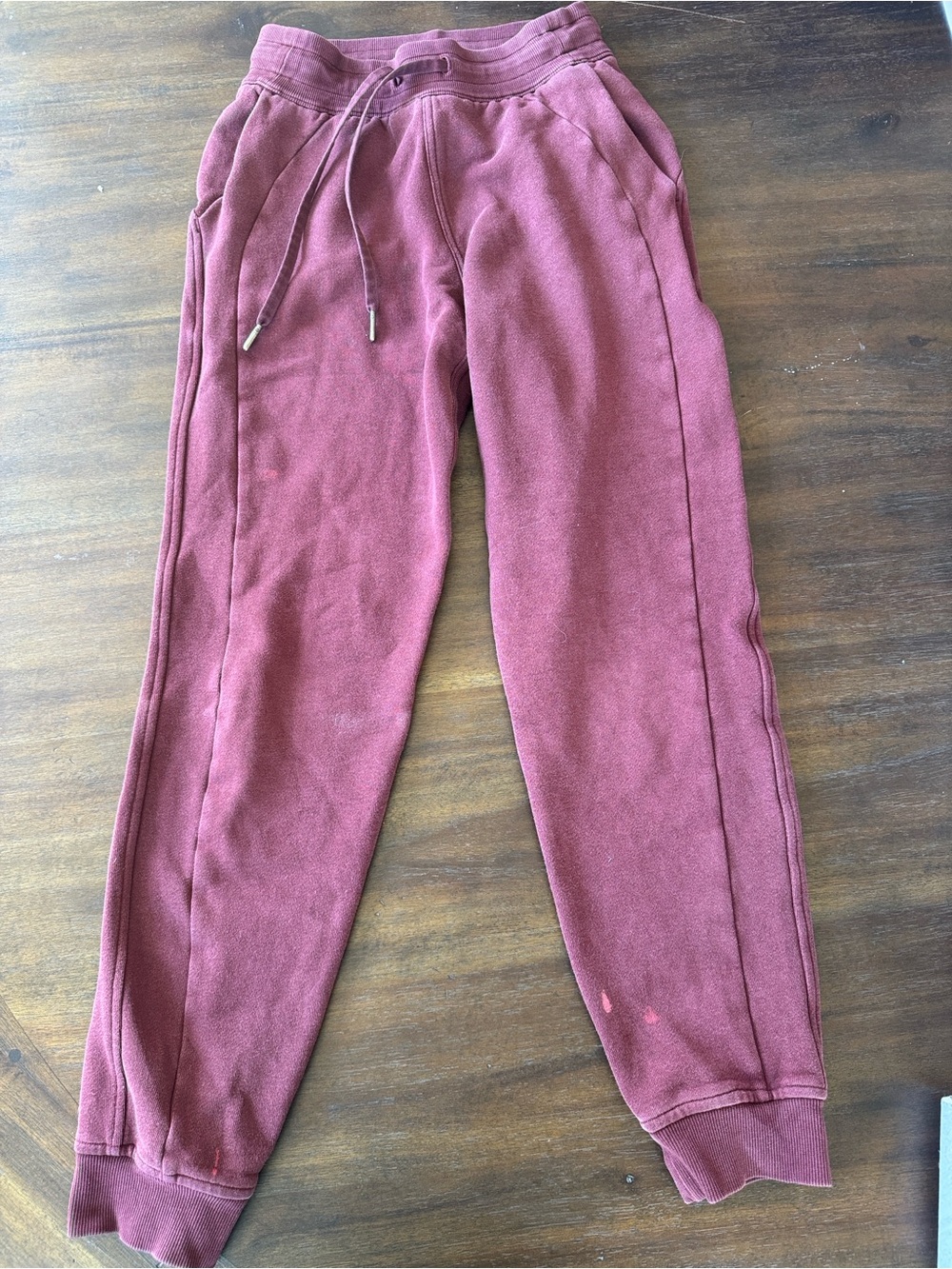 lululemon athletica Mulled Wine Track Scuba Joggers